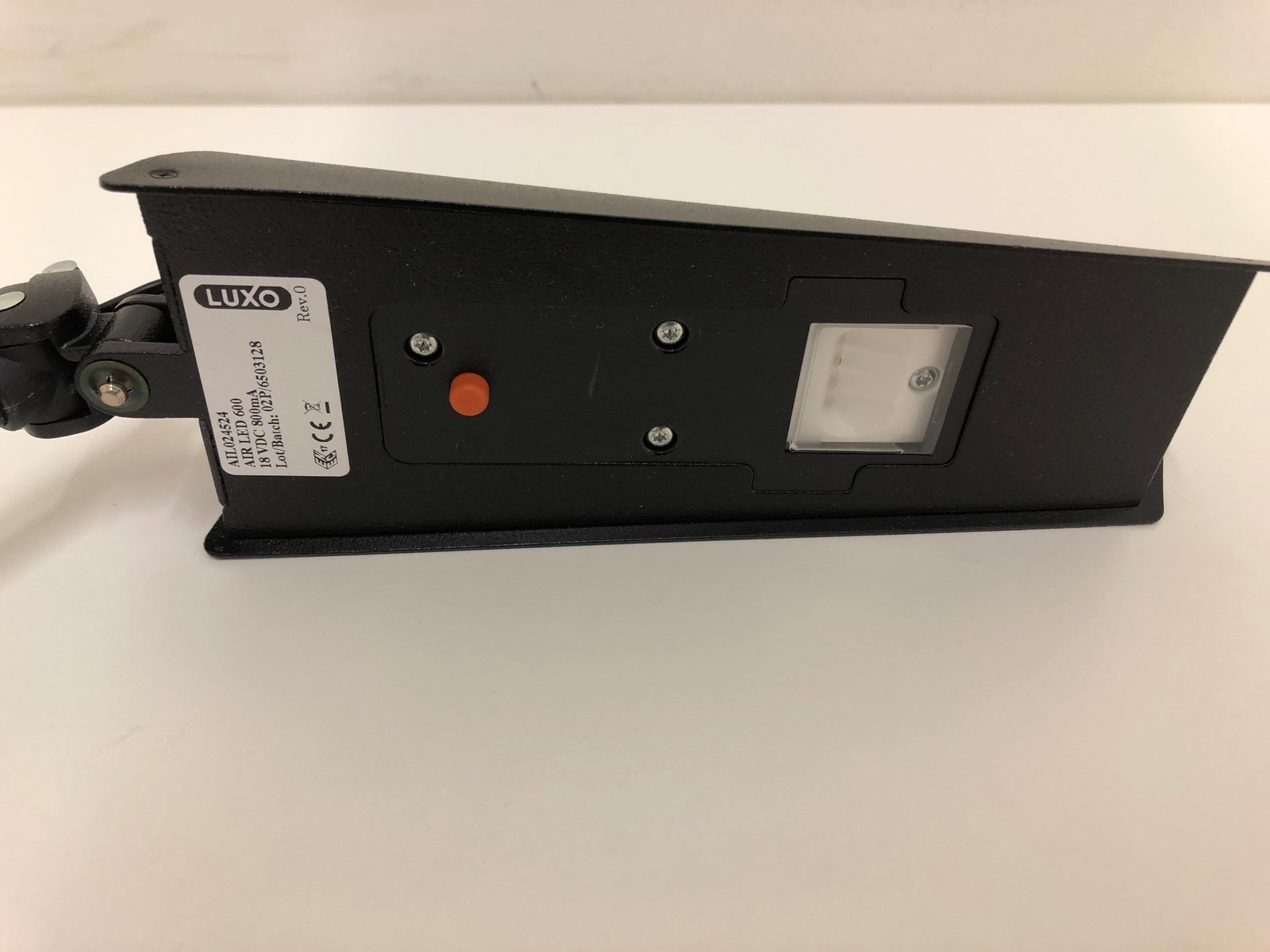 Luxo Air Led 600 bordlampe med bordfot - BRUKTE KONTORMØBLER - - Bilde 5